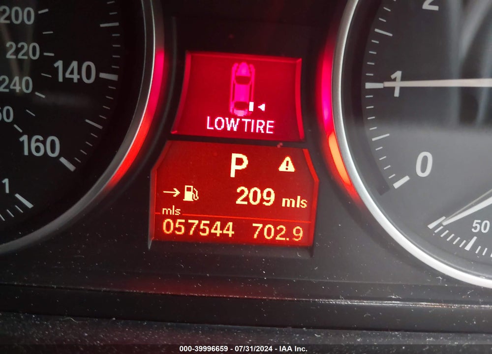 2015 BMW X1 XDRIVE28I VIN: WBAVL1C5XFVY26888