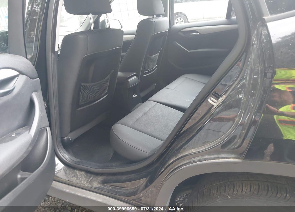 2015 BMW X1 XDRIVE28I VIN: WBAVL1C5XFVY26888