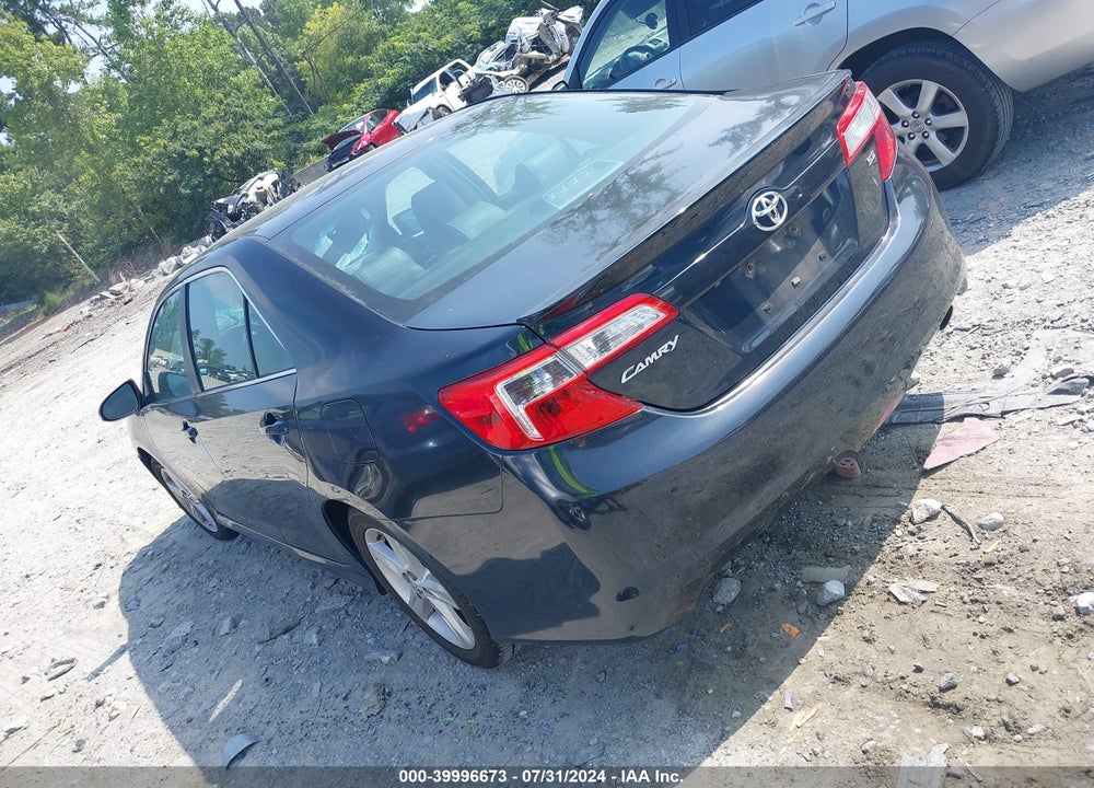 2014 TOYOTA CAMRY SE VIN: 4T1BF1FK4EU459159