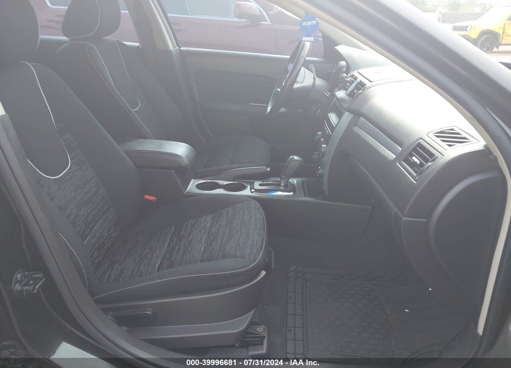 2011 FORD FUSION SE VIN: 3FAHP0HA7BR207831