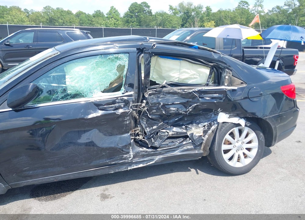 2014 CHRYSLER 200 TOURING VIN: 1C3CCBBB5EN185076