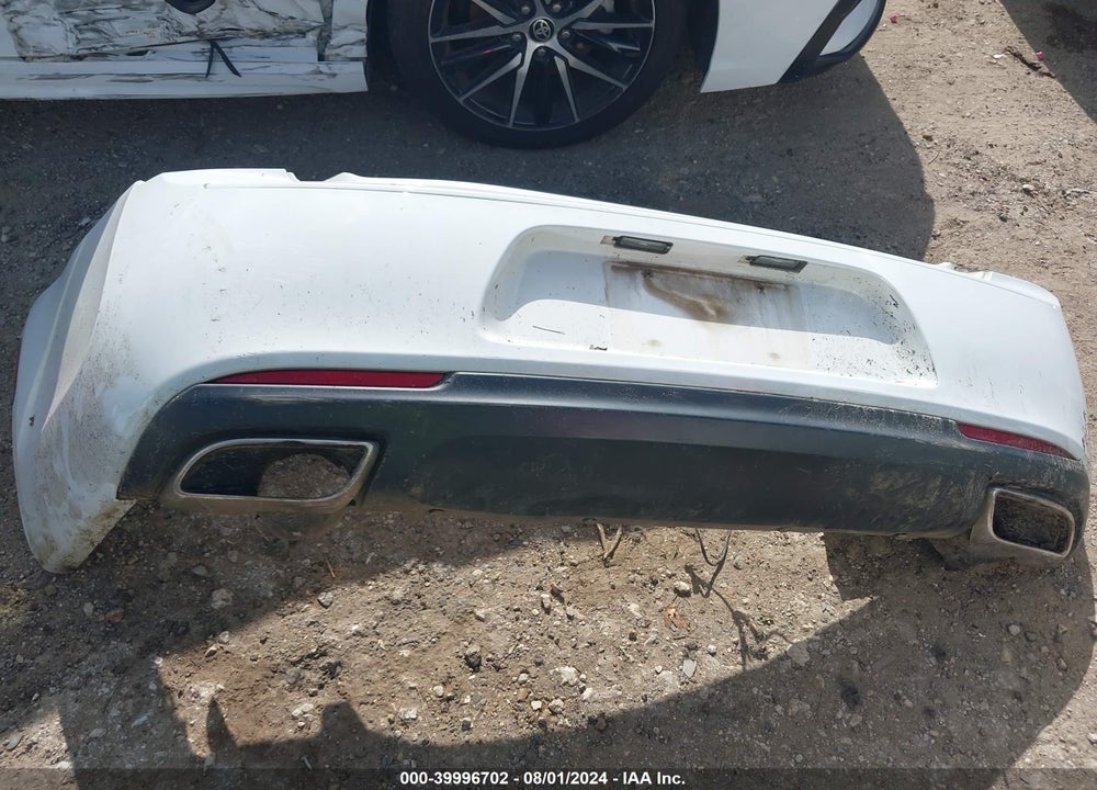 2020 CHRYSLER 300 TOURING VIN: 2C3CCAAG0LH160227