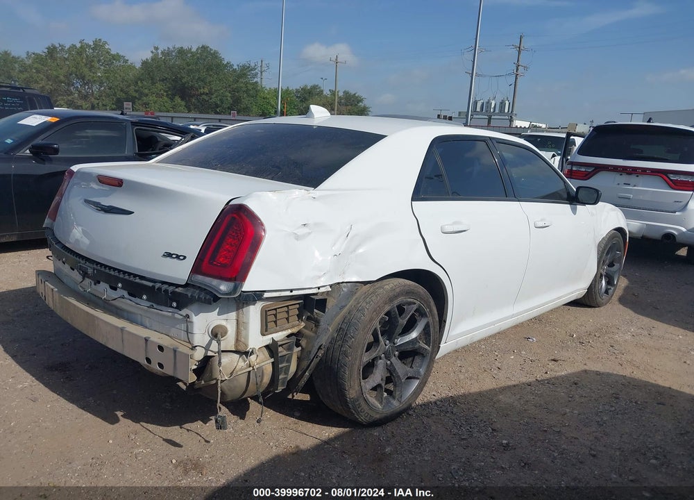 2020 CHRYSLER 300 TOURING VIN: 2C3CCAAG0LH160227