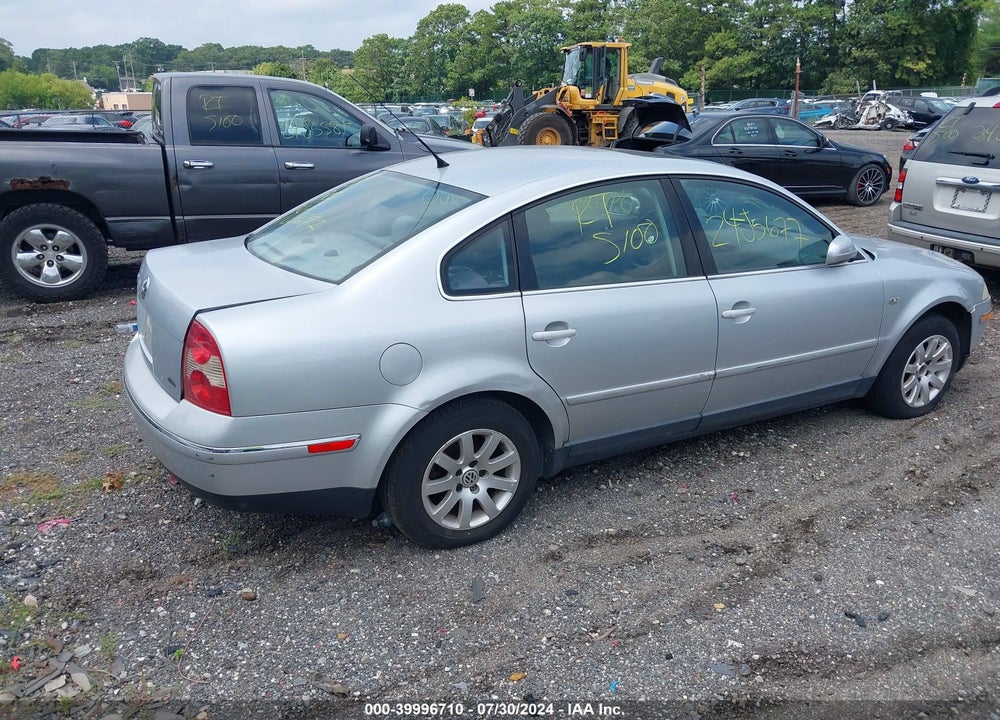 2003 VOLKSWAGEN PASSAT GLS VIN: WVWPD63BX3P039550