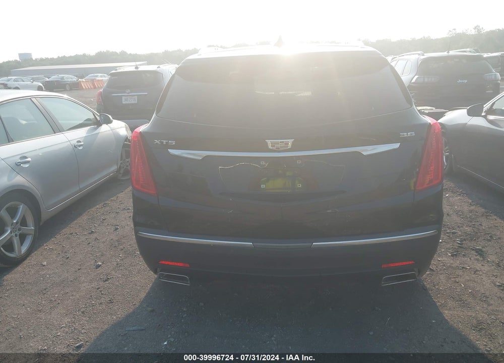 2019 CADILLAC XT5 STANDARD VIN: 1GYKNARS7KZ111061