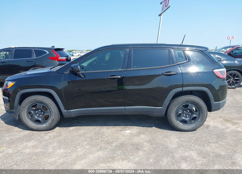 2018 JEEP COMPASS SPORT FWD VIN: 3C4NJCAB0JT339480