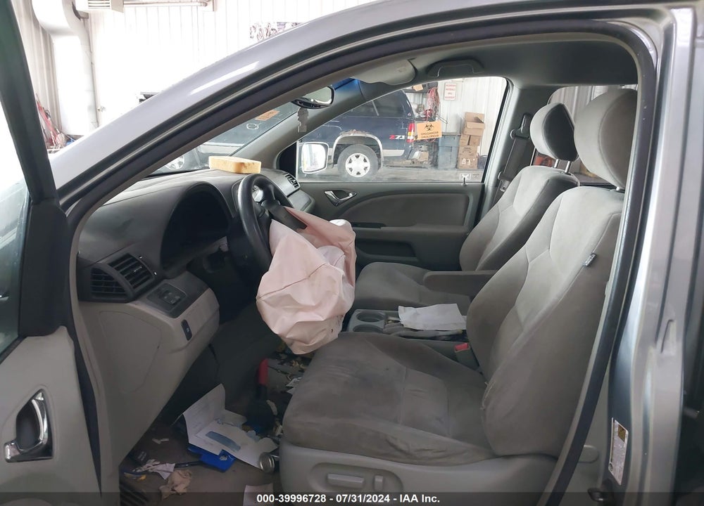 2005 HONDA ODYSSEY EX VIN: 5FNRL38455B123924