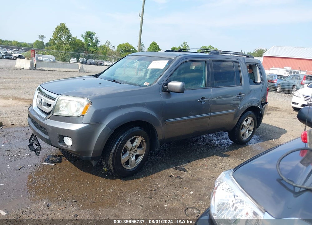 2011 HONDA PILOT EX-L VIN: 5FNYF4H68BB056869