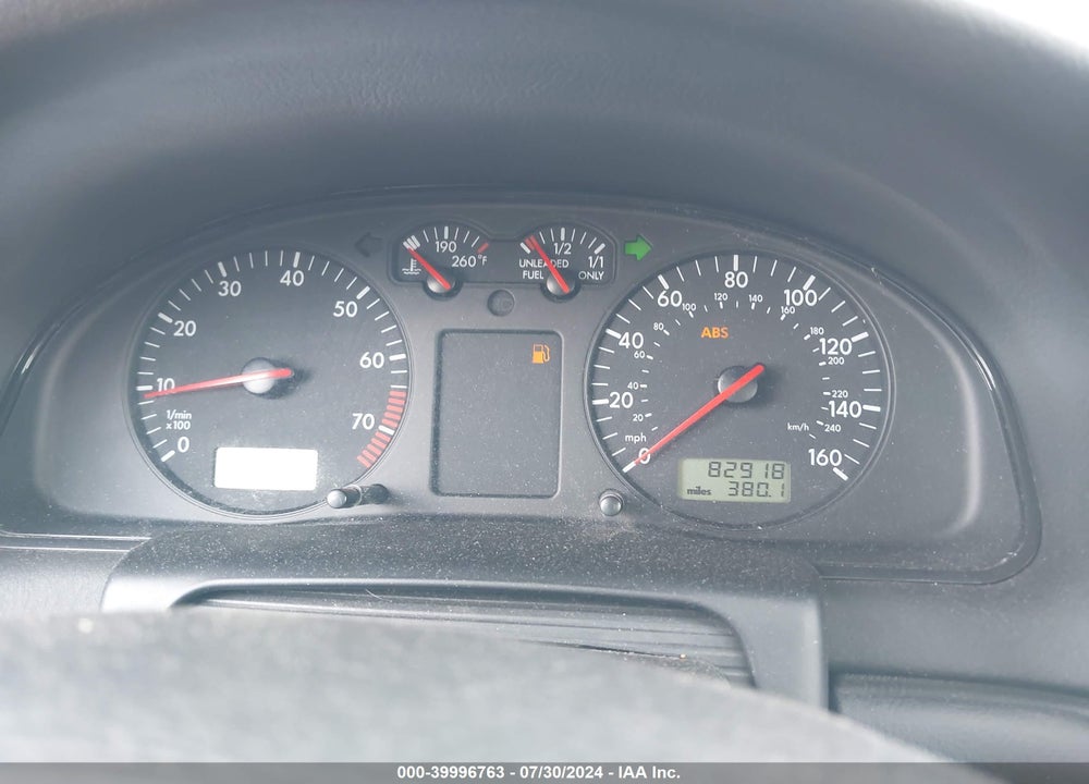 1999 VOLKSWAGEN PASSAT GLS VIN: WVWMA63B7XE436453