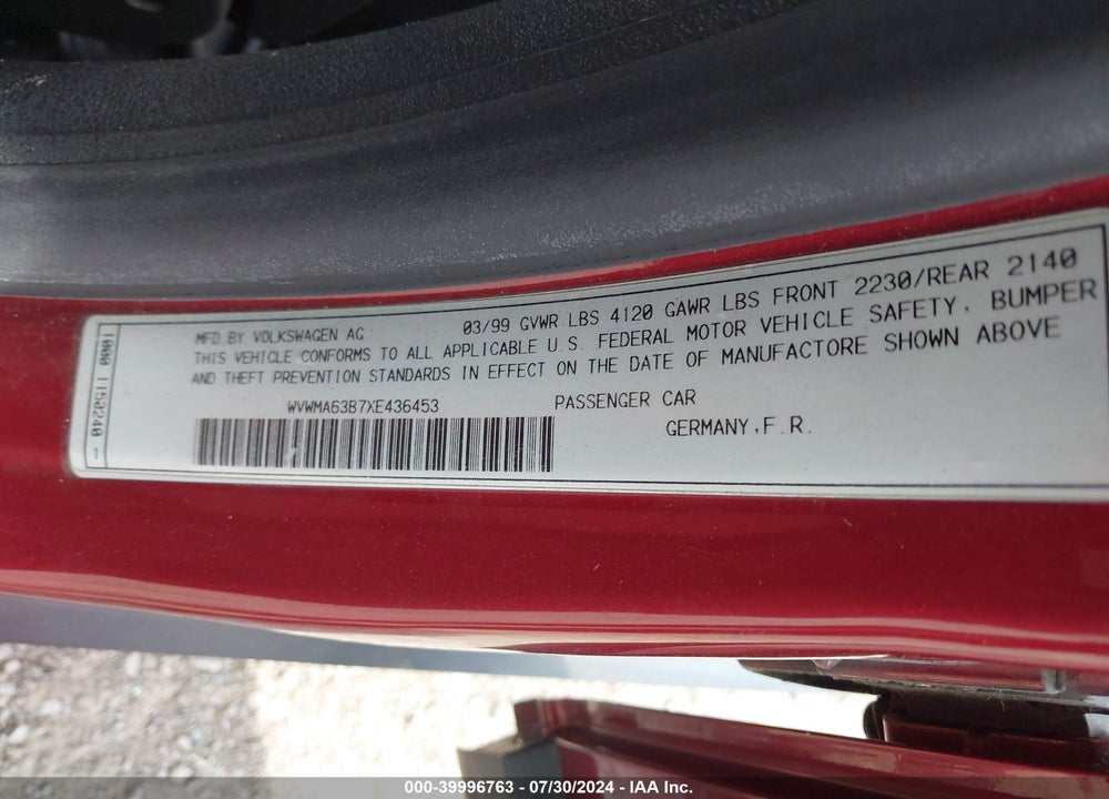 1999 VOLKSWAGEN PASSAT GLS VIN: WVWMA63B7XE436453