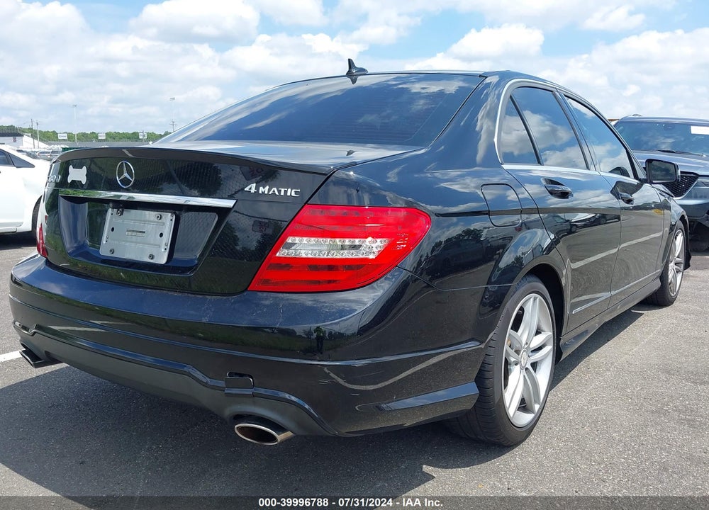 2012 MERCEDES-BENZ C 300 LUXURY 4MATIC/SPORT 4MATIC VIN: WDDGF8BB1CA686029
