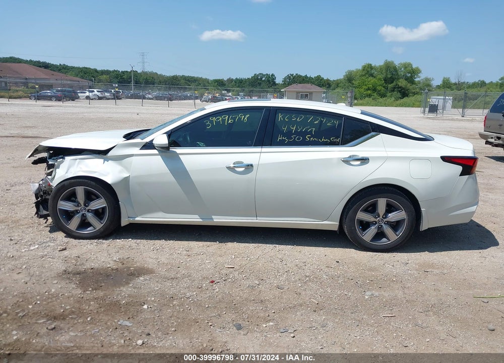 2022 NISSAN ALTIMA SL FWD VIN: 1N4BL4EV8NN420939