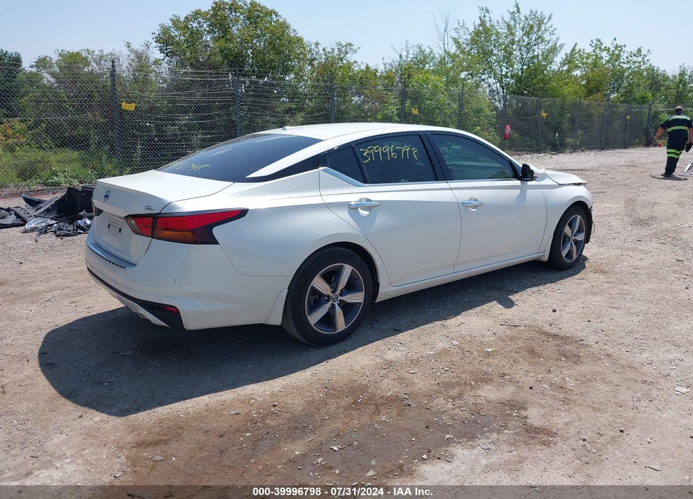 2022 NISSAN ALTIMA SL FWD VIN: 1N4BL4EV8NN420939