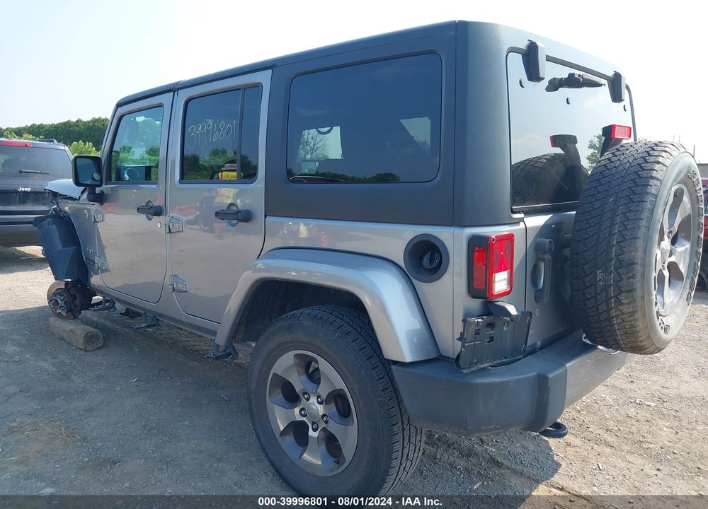 2018 JEEP WRANGLER JK UNLIMITED SAHARA 4X4 VIN: 1C4BJWEG2JL937625