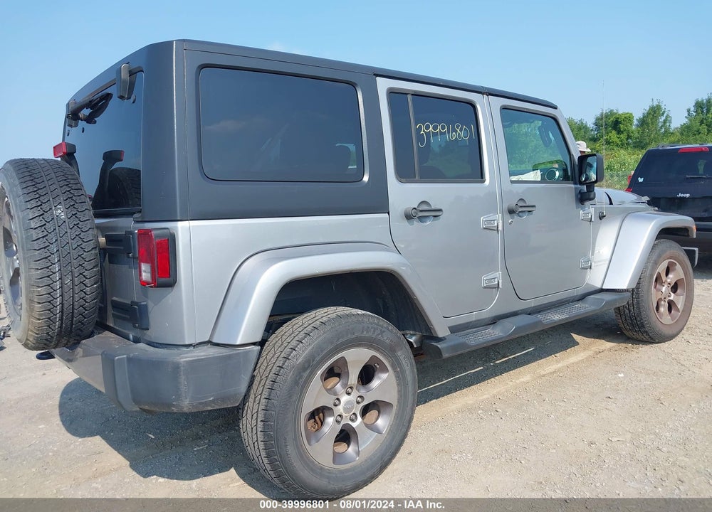 2018 JEEP WRANGLER JK UNLIMITED SAHARA 4X4 VIN: 1C4BJWEG2JL937625