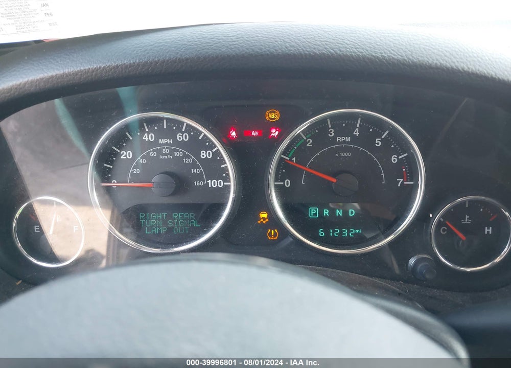 2018 JEEP WRANGLER JK UNLIMITED SAHARA 4X4 VIN: 1C4BJWEG2JL937625