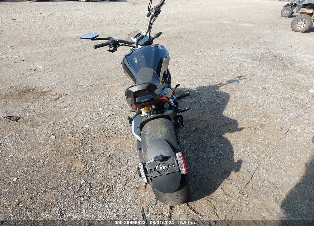 2016 DUCATI XDIAVEL VIN: ZDM13BKW8GB001232