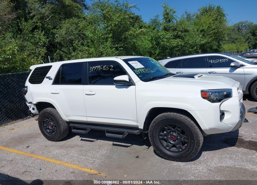 2020 TOYOTA 4RUNNER TRD OFF ROAD VIN: JTEBU5JRXL5798548