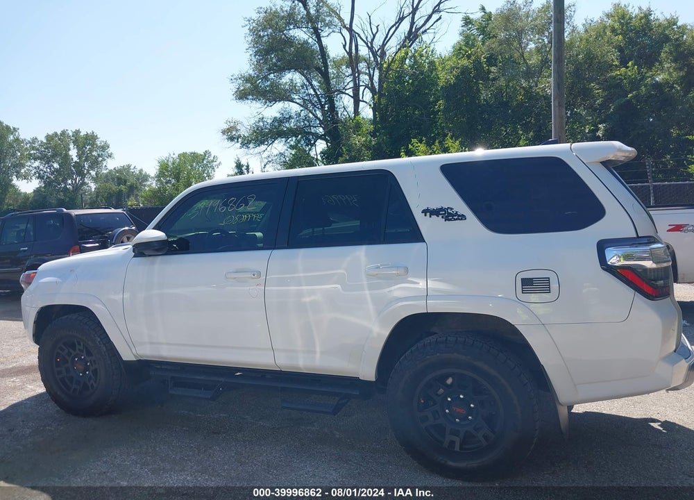 2020 TOYOTA 4RUNNER TRD OFF ROAD VIN: JTEBU5JRXL5798548