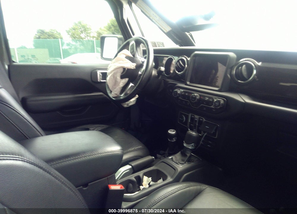 2019 JEEP WRANGLER UNLIMITED SAHARA ALTITUDE 4X4 VIN: 1C4HJXEN9KW648384