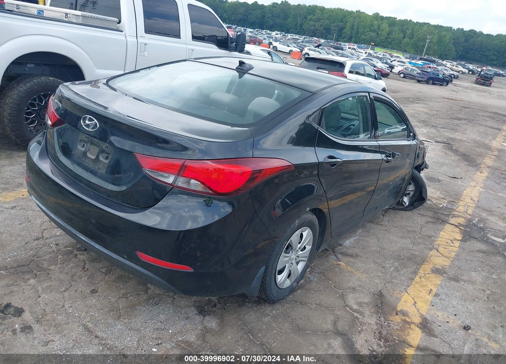 2016 HYUNDAI ELANTRA SE VIN: 5NPDH4AE3GH793626