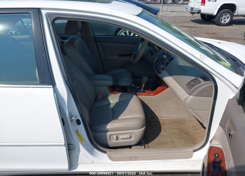 2006 TOYOTA CAMRY XLE V6 VIN: 4T1BF30K26U633493