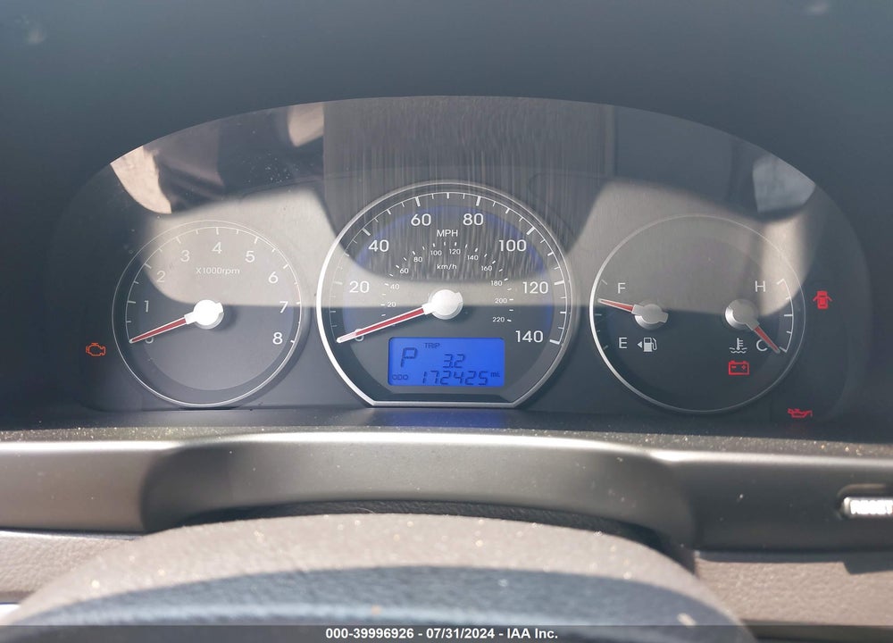 2010 HYUNDAI SANTA FE GLS VIN: 5NMSGDAB1AH349004