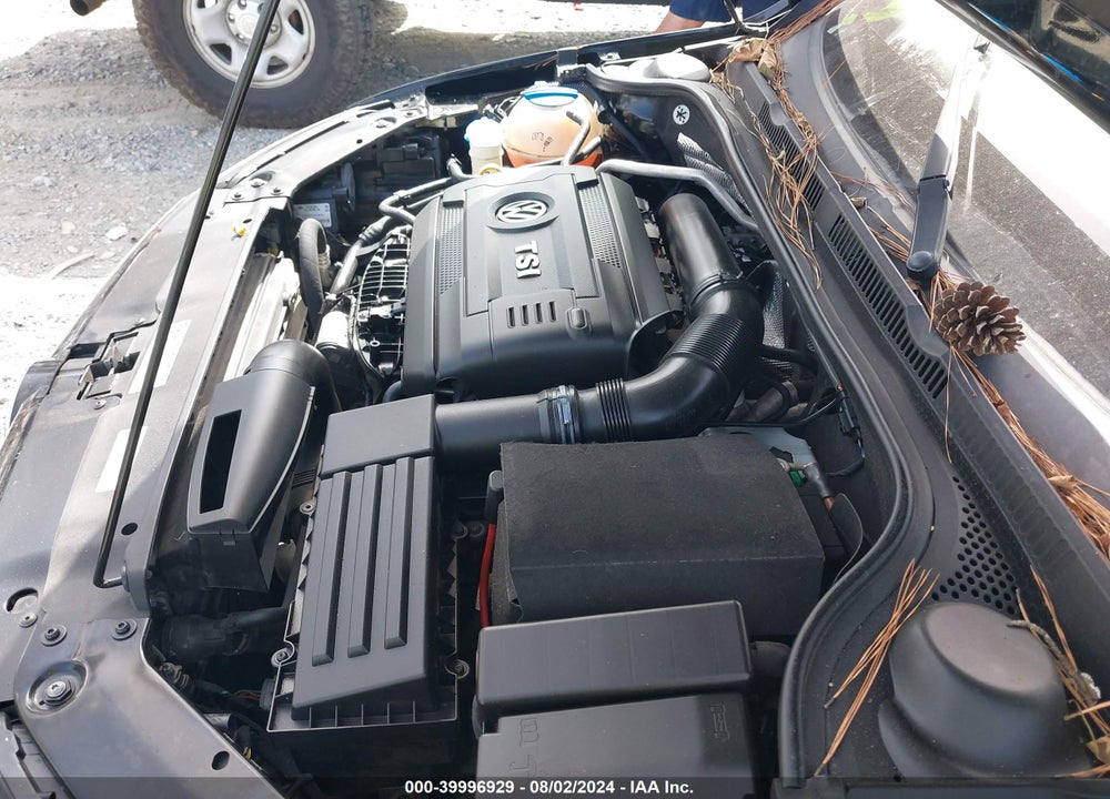 2015 VOLKSWAGEN JETTA 1.8T SE VIN: 3VWD07AJ1FM338723