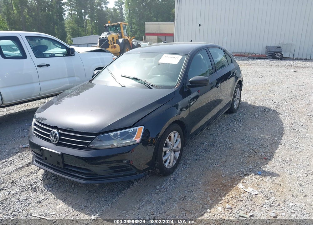 2015 VOLKSWAGEN JETTA 1.8T SE VIN: 3VWD07AJ1FM338723