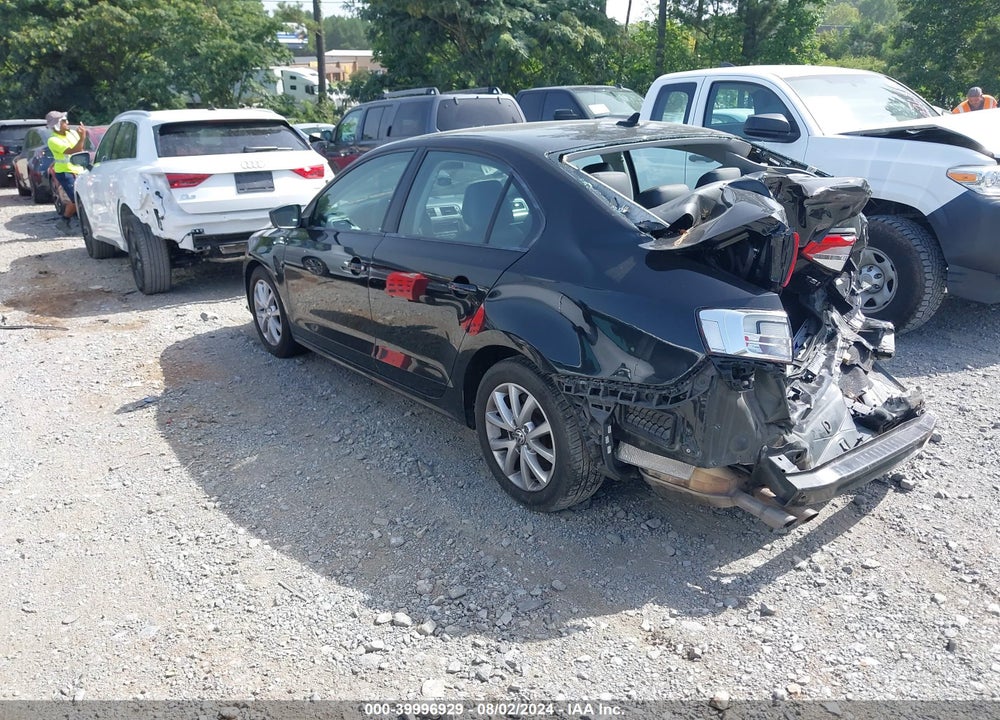 2015 VOLKSWAGEN JETTA 1.8T SE VIN: 3VWD07AJ1FM338723