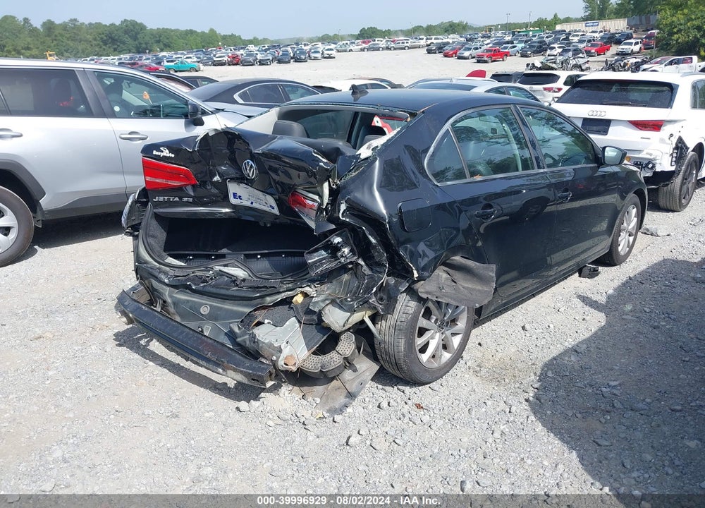 2015 VOLKSWAGEN JETTA 1.8T SE VIN: 3VWD07AJ1FM338723