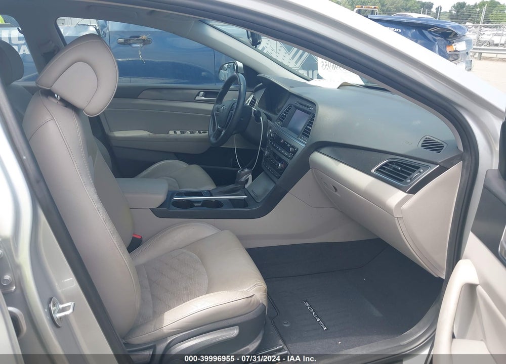 2017 HYUNDAI SONATA SPORT VIN: 5NPE34AF6HH500623