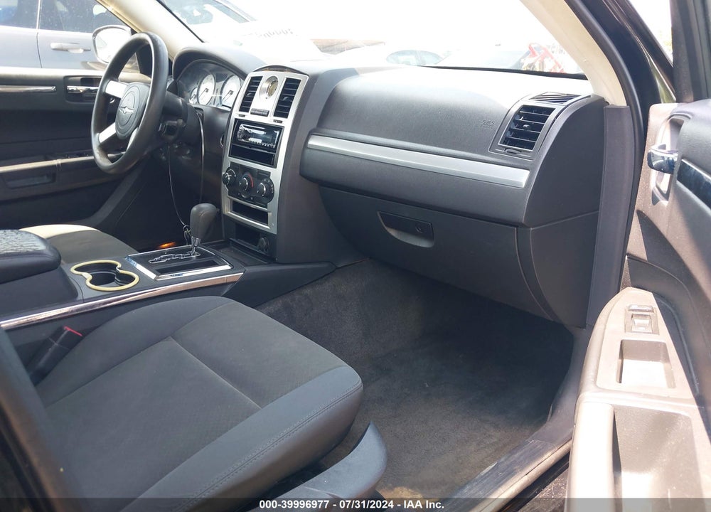 2010 CHRYSLER 300 TOURING VIN: 2C3CA4CD0AH163104