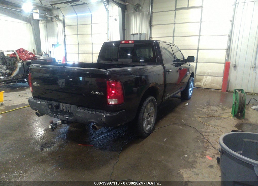 2016 RAM 1500 SLT VIN: 3C6RR7LTXGG195081