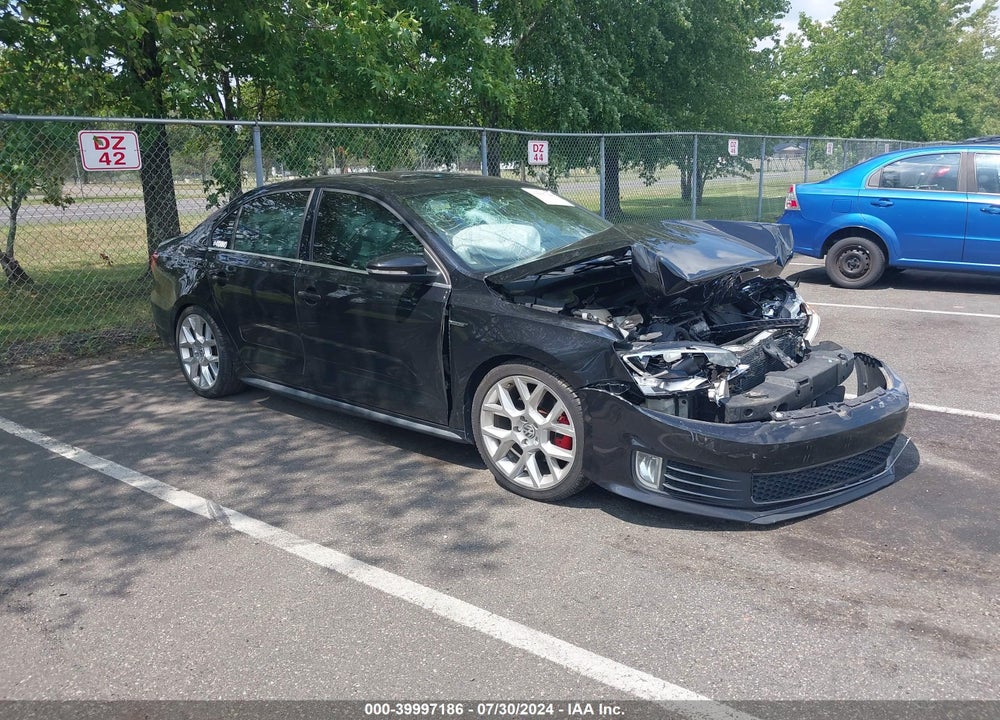 2014 VOLKSWAGEN JETTA GLI EDITION 30 VIN: 3VW5T7AJ3EM260360