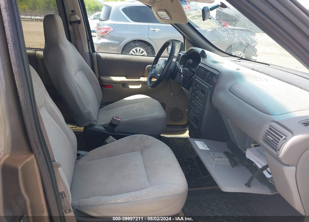 2004 CHEVROLET VENTURE PLUS VIN: 1GNDU03E34D261898
