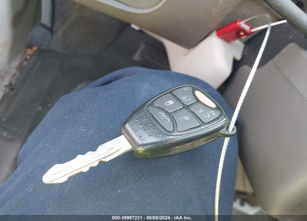 2005 DODGE GRAND CARAVAN SXT VIN: 2D4GP44L55R585759