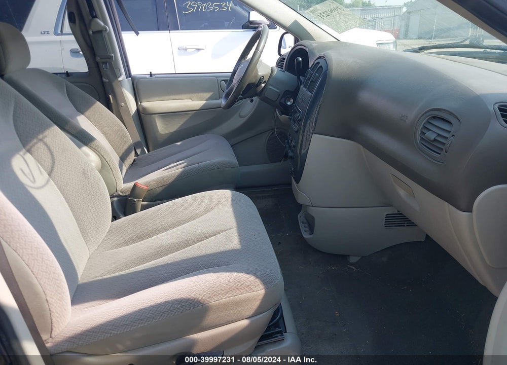 2005 DODGE GRAND CARAVAN SXT VIN: 2D4GP44L55R585759