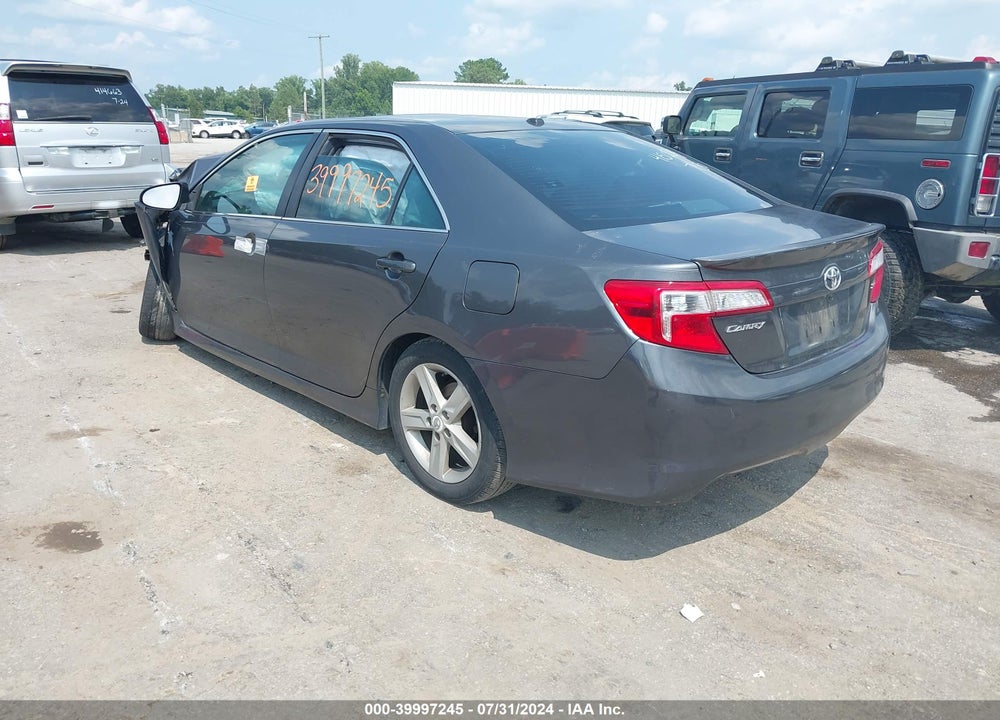 2012 TOYOTA CAMRY SE VIN: 4T1BF1FK9CU022383