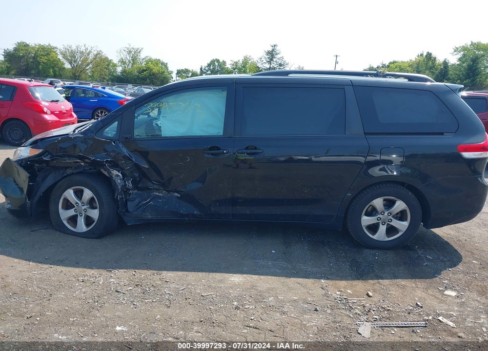 2014 TOYOTA SIENNA LE V6 8 PASSENGER VIN: 5TDKK3DC3ES485666