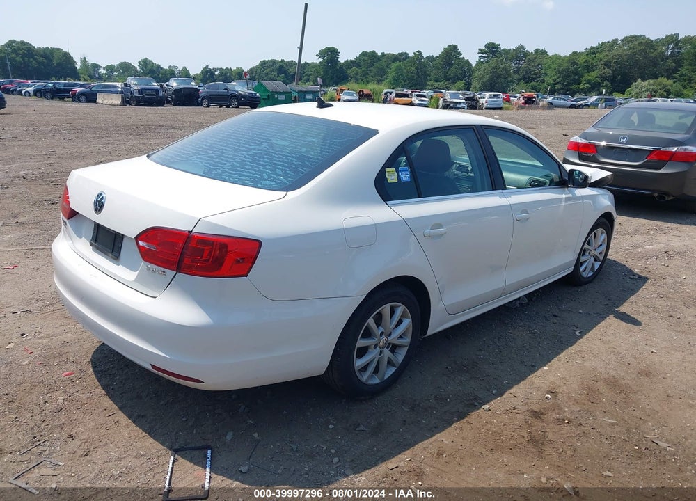 2013 VOLKSWAGEN JETTA 2.5L SE VIN: 3VWDX7AJ9DM252892