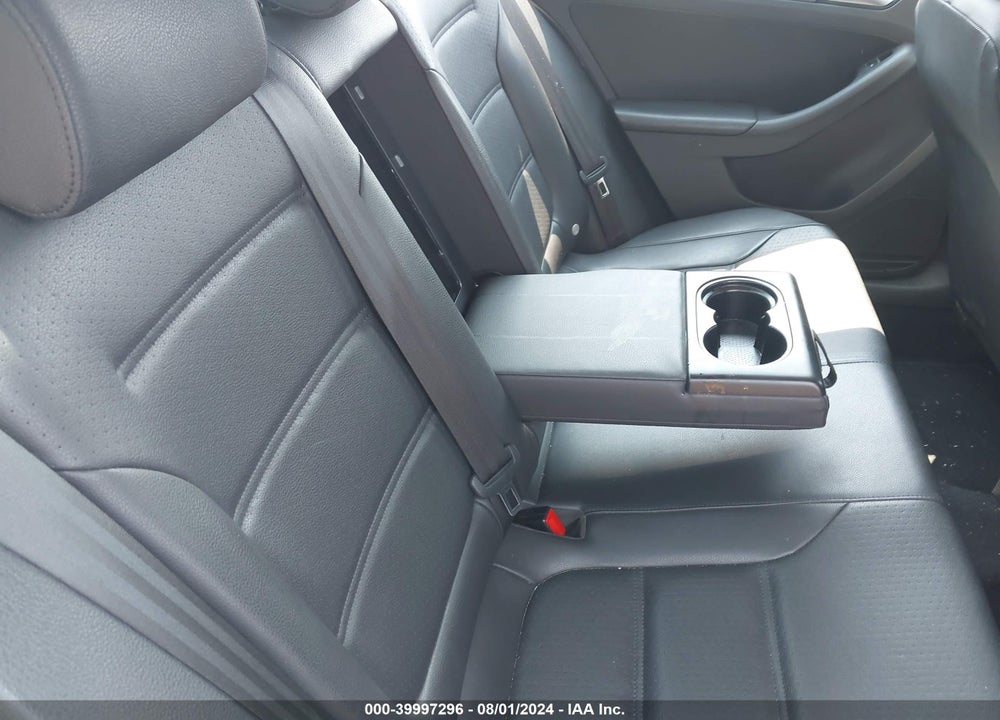 2013 VOLKSWAGEN JETTA 2.5L SE VIN: 3VWDX7AJ9DM252892