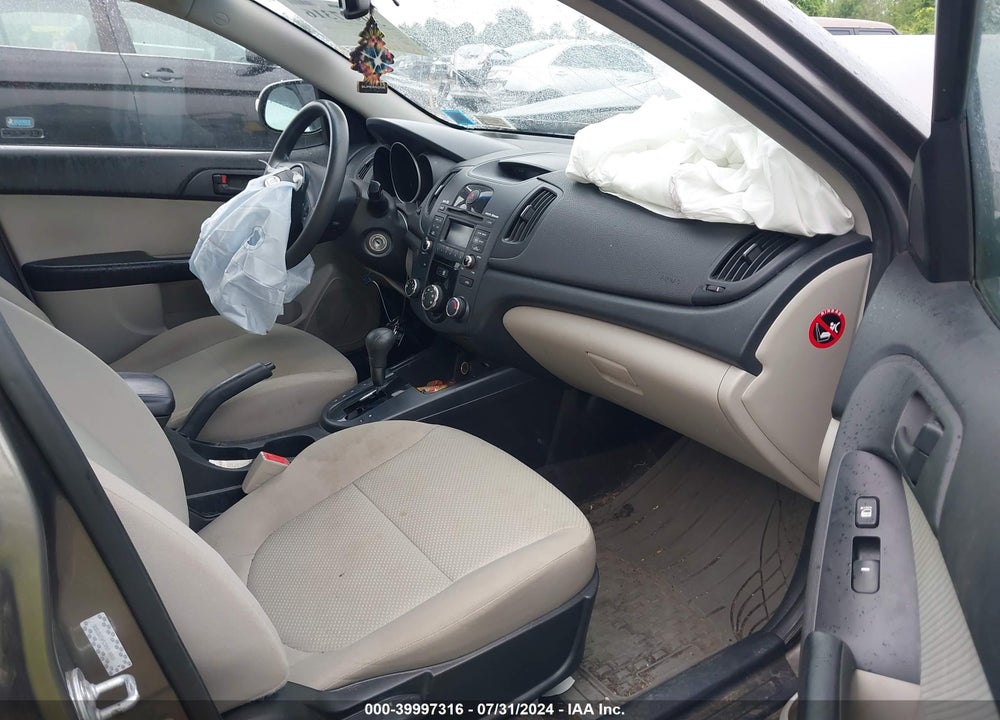 2010 KIA FORTE EX VIN: KNAFU4A25A5262006