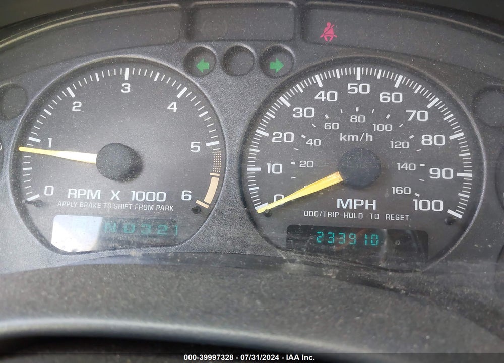 1998 CHEVROLET S-10 LS VIN: 1GCCT19W0W8178888