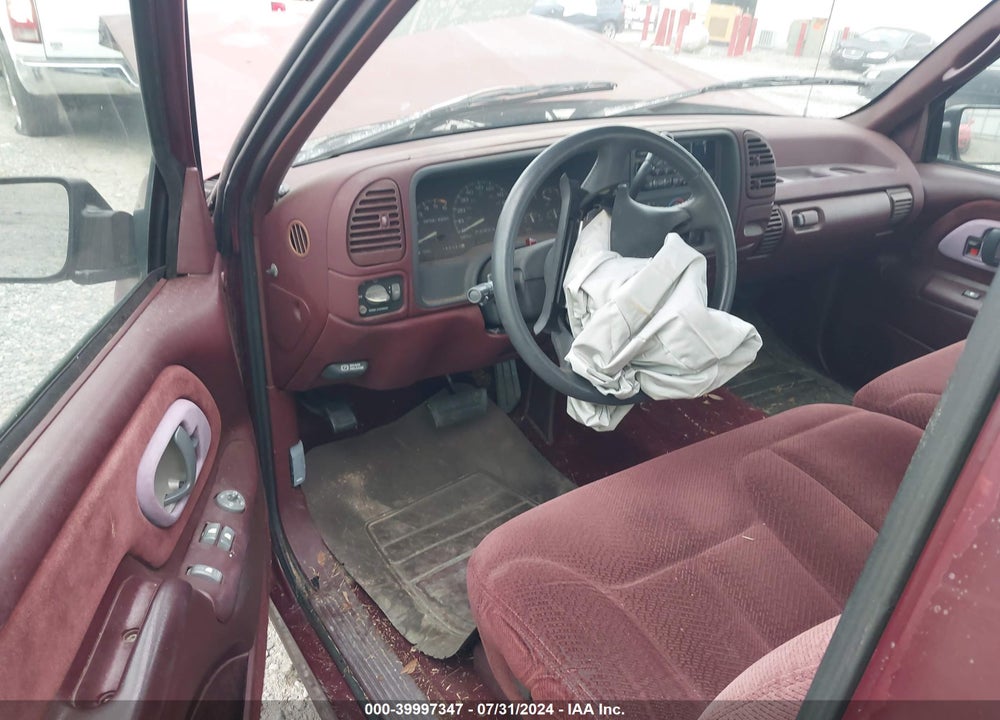1996 CHEVROLET GMT-400 C1500 VIN: 2GCEC19M8T1203994