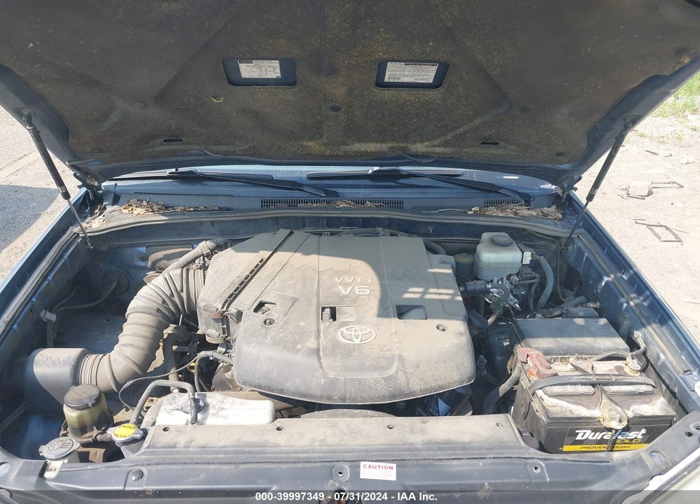 2005 TOYOTA 4RUNNER SR5 V6 VIN: JTEBU14RX50070992