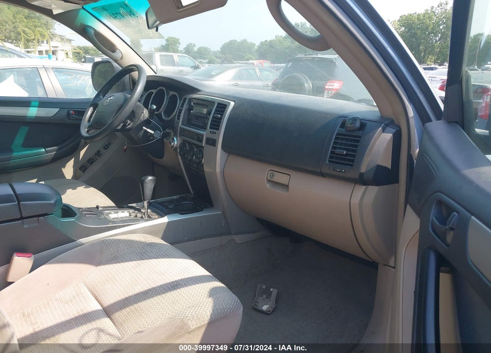 2005 TOYOTA 4RUNNER SR5 V6 VIN: JTEBU14RX50070992