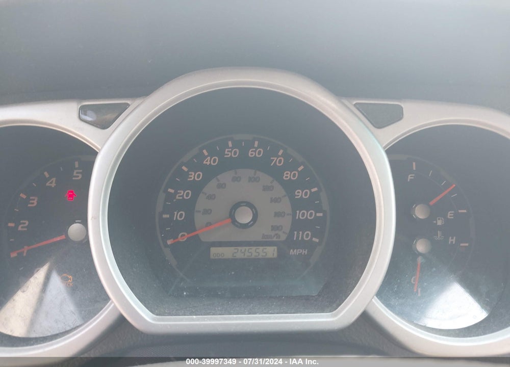 2005 TOYOTA 4RUNNER SR5 V6 VIN: JTEBU14RX50070992