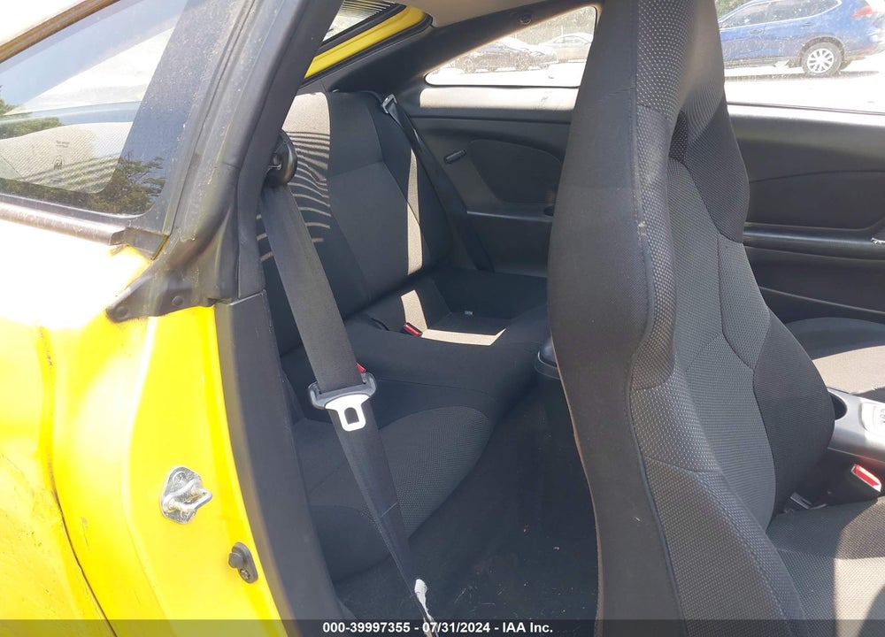 2004 TOYOTA CELICA GT VIN: JTDDR32T140170969