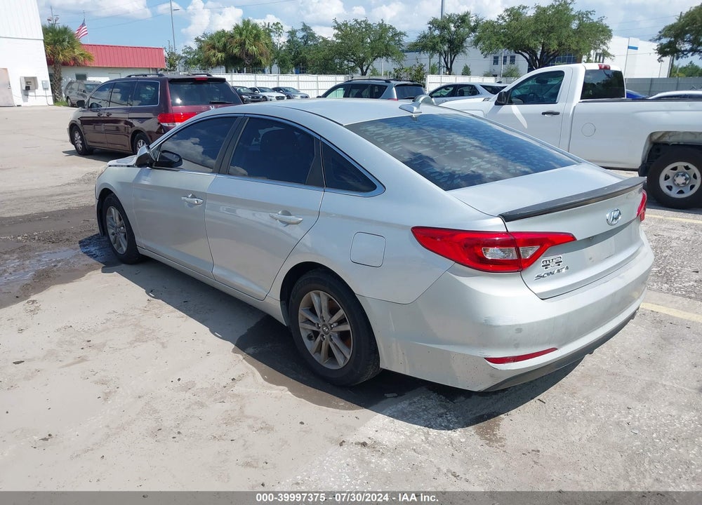2016 HYUNDAI SONATA SE VIN: 5NPE24AF7GH283259